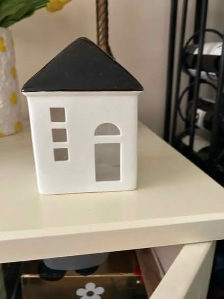 Photo of free ceramic houses (Bardon LE67) #2