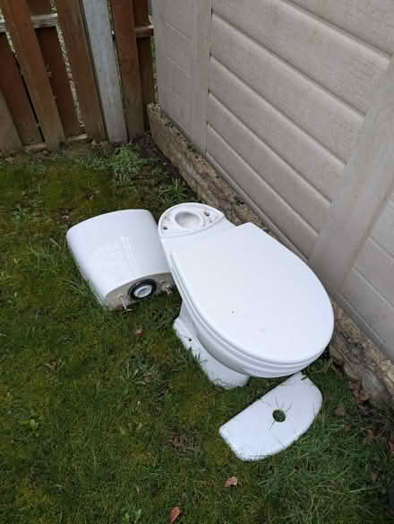 Photo of free Toilet (cudworth S72) #2
