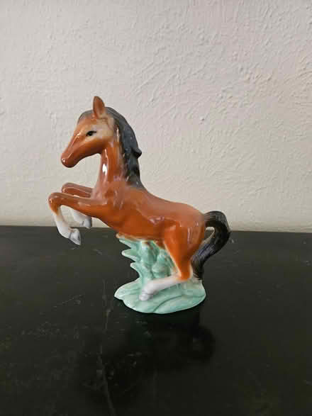 Photo of free ceramic horse figurine (North Denton (288 & 2164)) #1