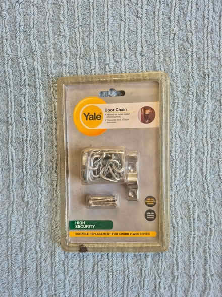 Photo of free Yale door chain (Reading West RG1) #1