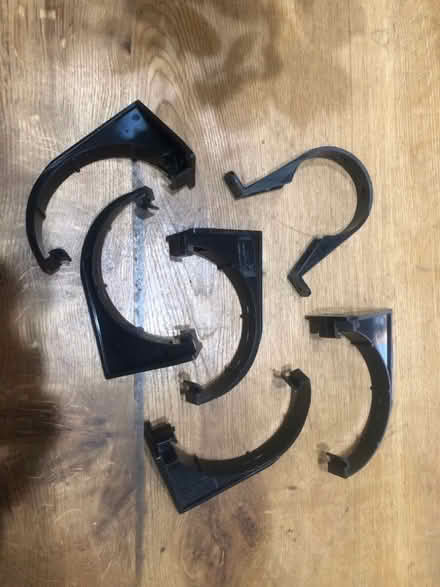 Photo of free Gutter clips (Olive Mount L15) #1