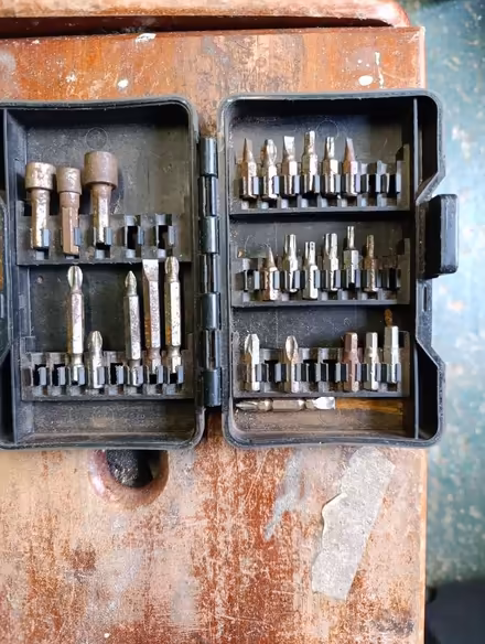 Photo of free Screw, star and socket bits (CO12) #1