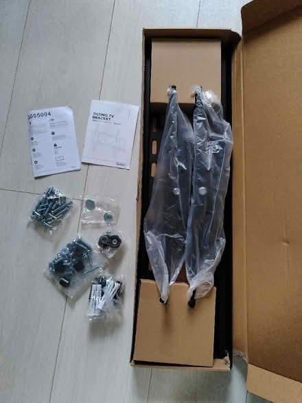 Photo of free TV Bracket (South Croydon CR2) #1