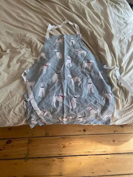 Photo of free Terrier apron (N1 St Mary’s Church Islington) #1