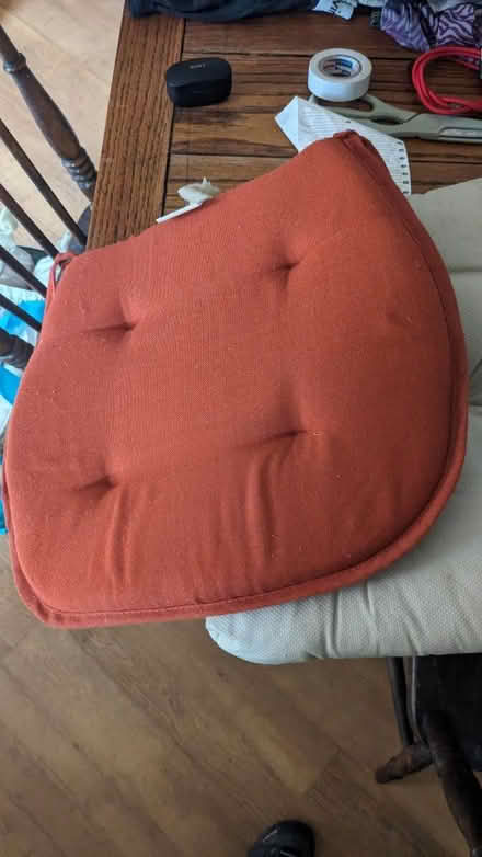 Photo of free 4 cushions for chairs (BS6) #2