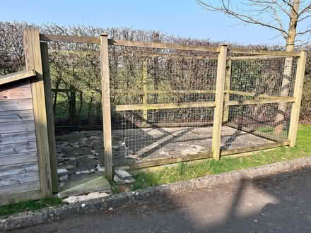 Photo of free Dog Kennel (Tarleton PR4) #1