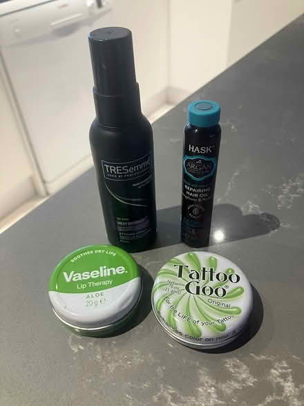 Photo of free Barely used beauty items (Coulsdon, nr, train station) #2
