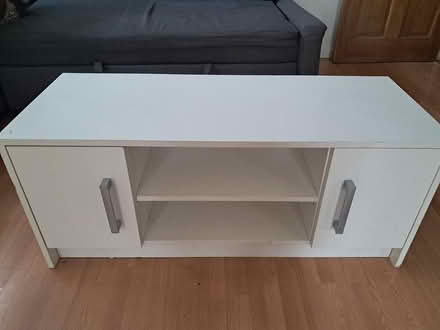 Photo of free Tv stand (Hp2 Hemel Hempstead) #2