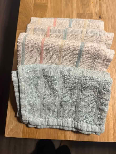 Photo of free Kitchen towels (Winnersh RG41) #1