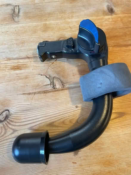 Photo of free Towbar - brand new (Wimbledon Park SW19) #1