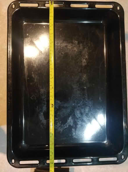 Photo of free Oven shelves and tray (Ravelston EH4) #4