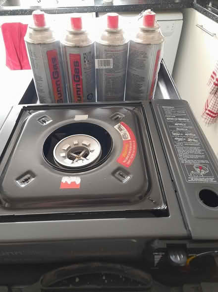Photo of free camping stove and gas (Harrogate hill darlington DL1) #1