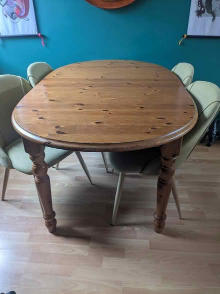 Photo of free Dining room table and chairs (Caversham RG4) #1