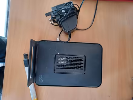 Photo of free Netgear Wireless N router/cable gateway (Speedwell BS5) #3