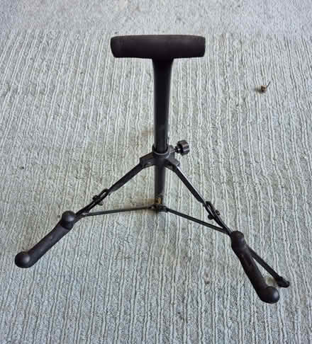 Photo of free Folding guitar / violin stand (unused) (Reading West RG1) #1