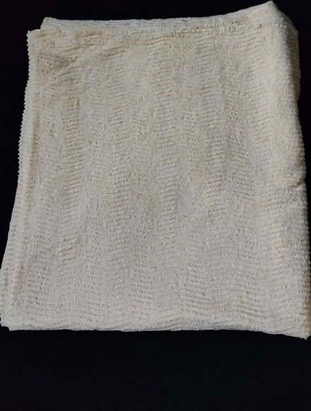 Photo of free Candlewick bedspread (Abraham Heights LA1) #1