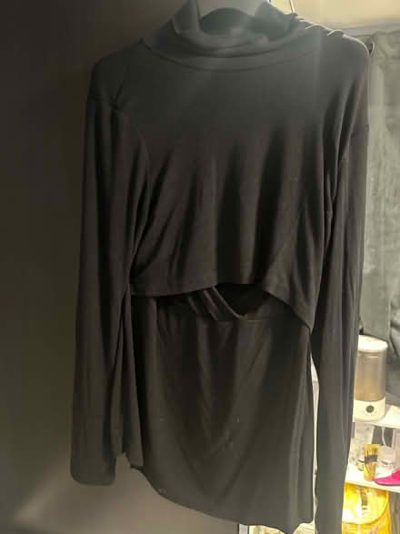 Photo of free Breastfeeding Top (Hampton TW12) #1