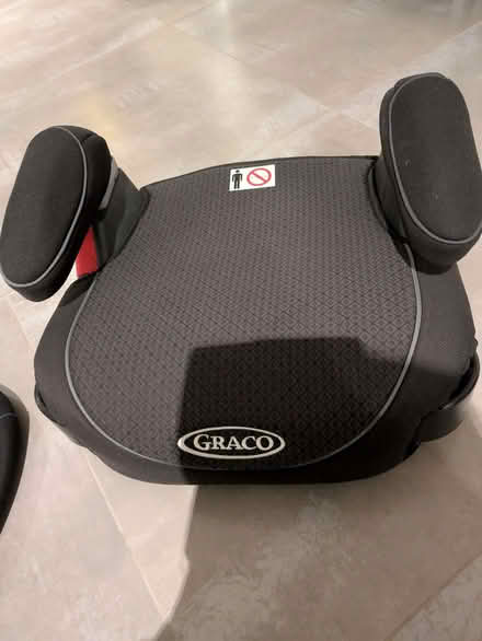 Photo of free Kids car booster seat (Oxford-Freegle CGA OX4) #1