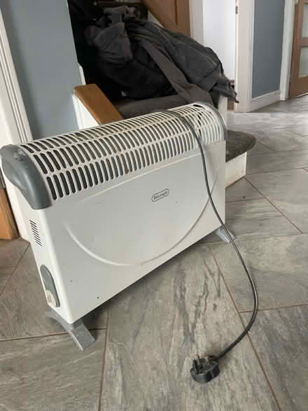 Photo of free Delongi electric heater (Ellesmere Port) #1