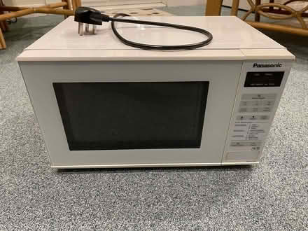Photo of free Panasonic microwave oven (Horley Row RH6) #1