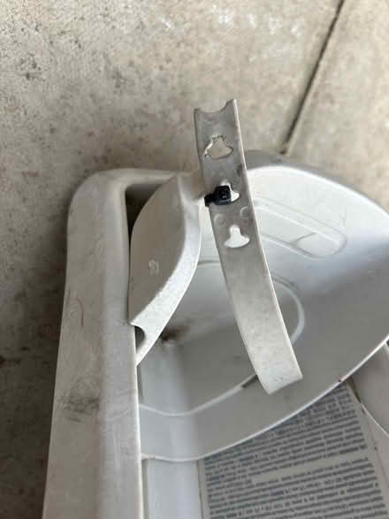 Photo of free Bike seat -needs repair (Waterbeach) #3