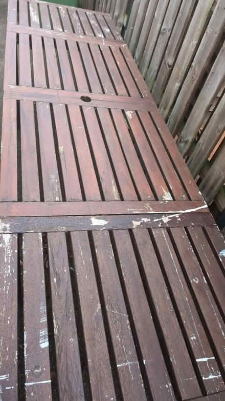 Photo of free Extending garden table (Sandal, WF2) #3