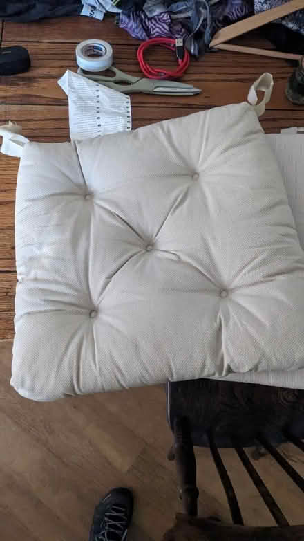 Photo of free 4 cushions for chairs (BS6) #3