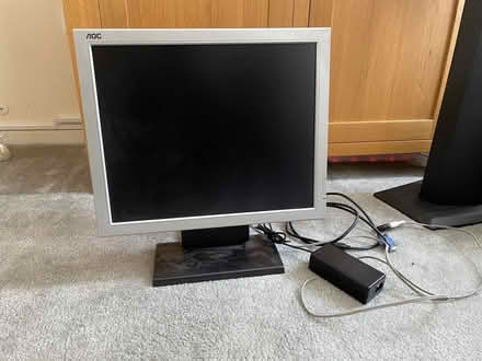 Photo of free VGA/SVGA/DVI computer monitor (Horndean PO8) #1
