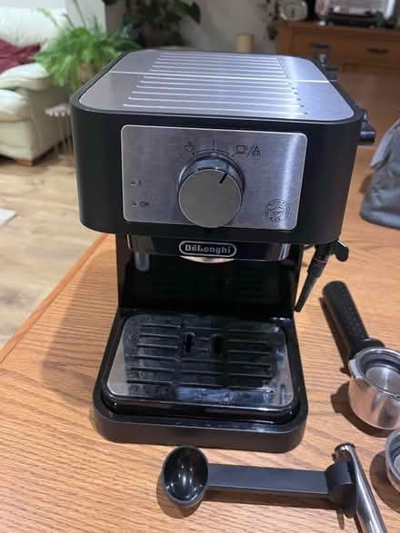 Photo of free Delonghi coffee maker (Harwell OX11) #1