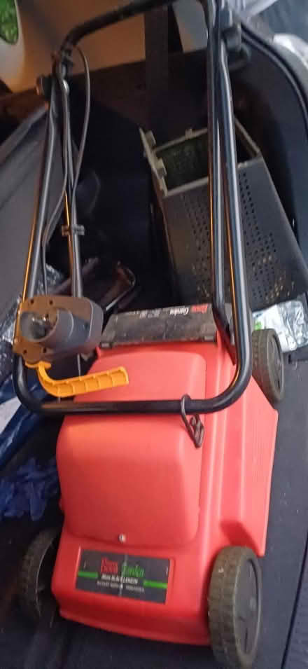Photo of free Lawnmower (Ng8) #1