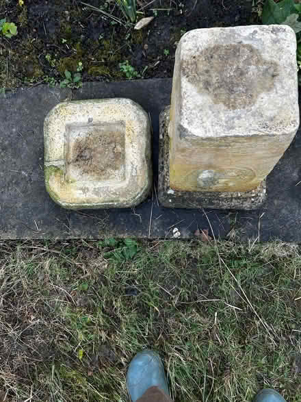 Photo of free Bird bath for garden (Pannal HG2) #4