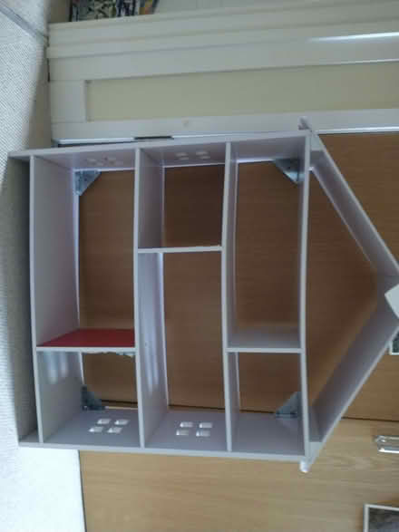 Photo of free Small basic dolls house/bookshelf (Abingdon OX14) #3