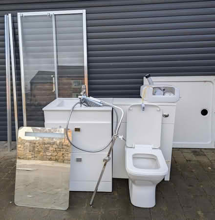 Photo of free Bathroom suite (Plumpton CA11) #3