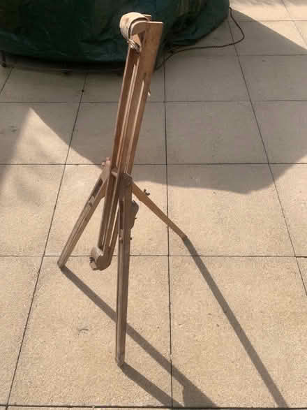 Photo of free Artist Easel (AL1) #1