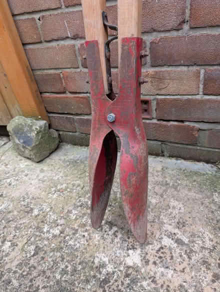 Photo of free Post hole digger (High Lane SK6) #2