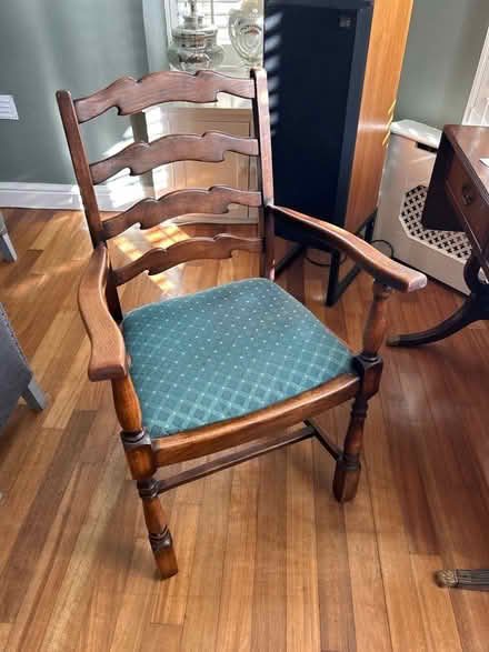 Photo of free Oak Dining chair (Harrogate HG2) #1