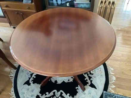Photo of free Round table (Wedgewood Place) #1