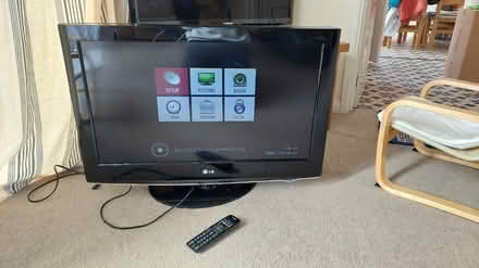 Photo of free 32" tv (GU22) #1