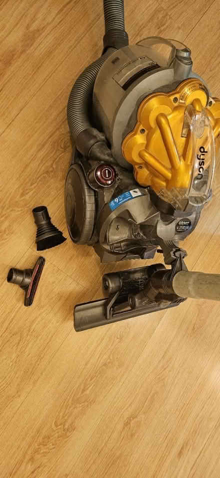 Photo of free Dyson DC19 (Tower Hill/Shadwell) #2