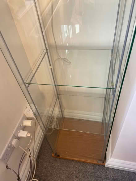 Photo of free Glass display unit (Cromford DE4) #2