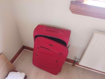 Photo of free Med suitcase, shawl/throws and small tv (Bridge of Allan FK9) #1