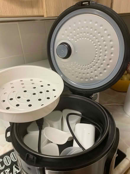 Photo of free Multi Cooker (Sanderstead CR2) #3