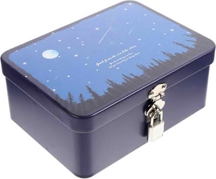 Photo of Small Tin box (Gloucester GL2) #1