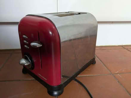 Photo of free Toaster (GU12) #1