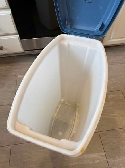 Photo of free Dog or cat food container (Zip 22306 Alexandria) #3