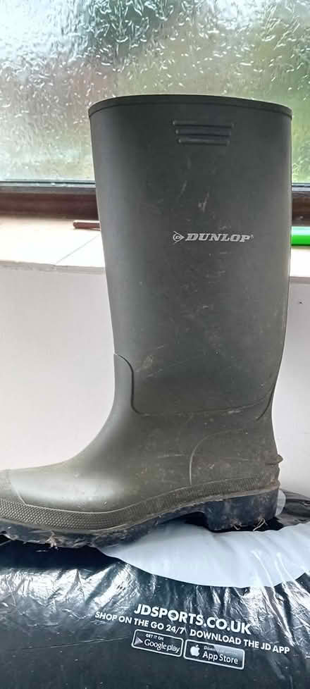 Photo of free Dunlop wellies size 9 (Norton) #2