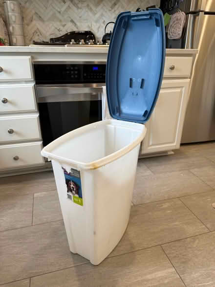 Photo of free Dog or cat food container (Zip 22306 Alexandria) #2