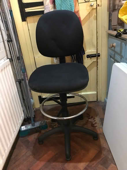 Photo of free Black office/ architecture chair (Headington OX3) #2