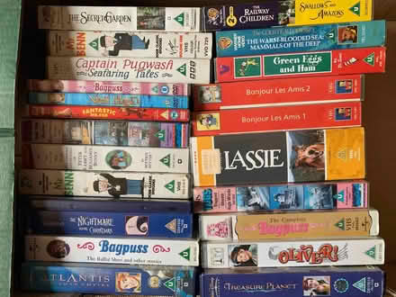 Photo of free Kids VHS fims (Hulme M16) #1