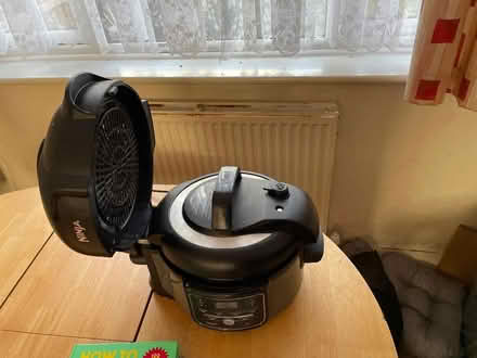 Photo of free Ninja air fryer/ pressure cooker/multi-cooker (Bromborough Pool CH62) #3